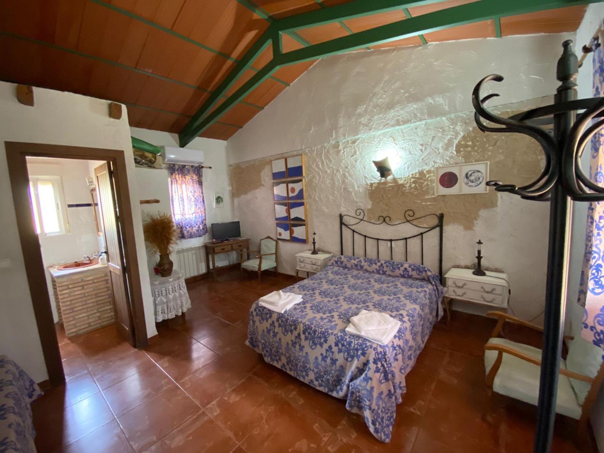 Hotel Rural La Cimbarra Aldeaquemada Kültér fotó