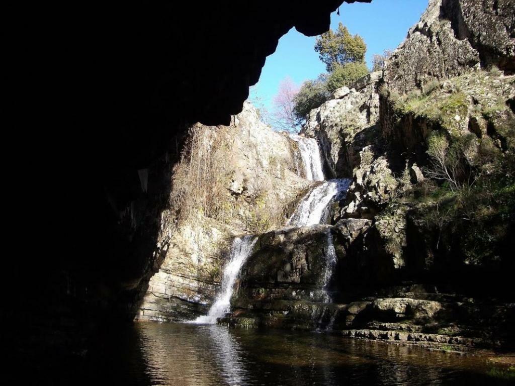 Hotel Rural La Cimbarra Aldeaquemada Kültér fotó